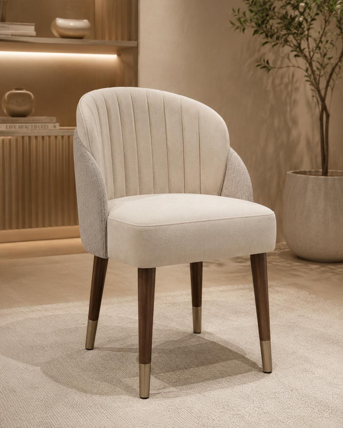 Silla tapizada con tela antifluido del Comedor Cadiz